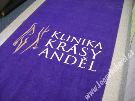 Logo v koberci - 