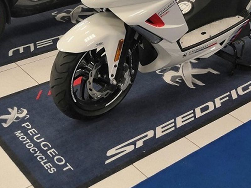 Logo v koberci - Motokoberce