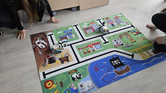 Logo v koberci - Robotické podložky